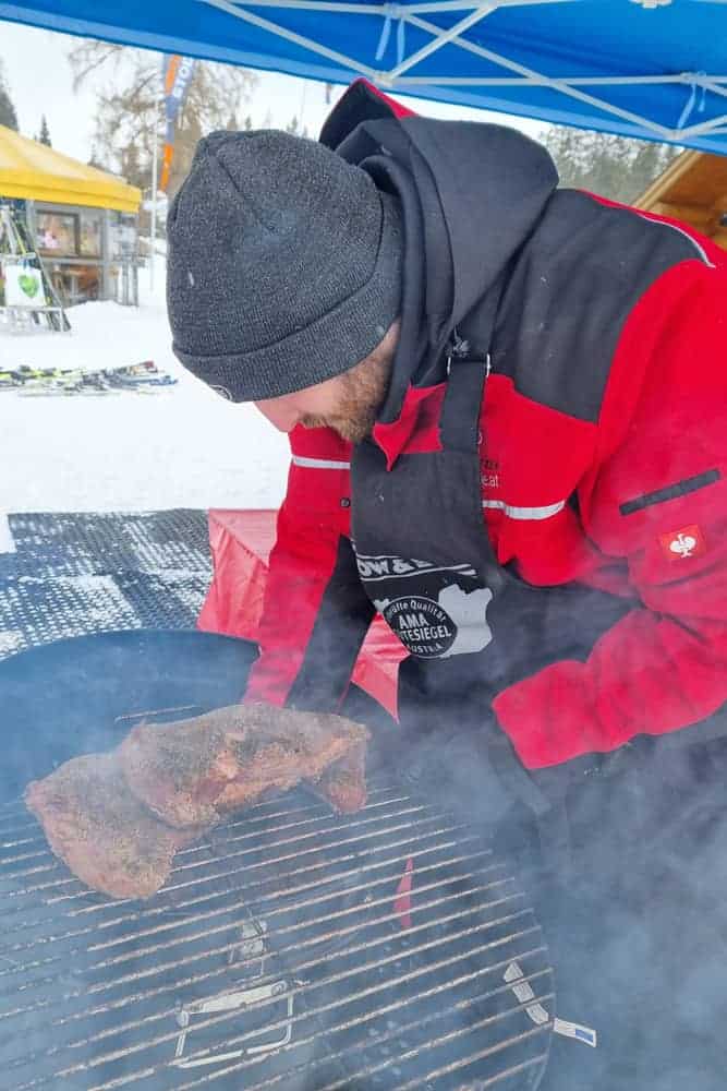 Adi Matzek Junior am Grill