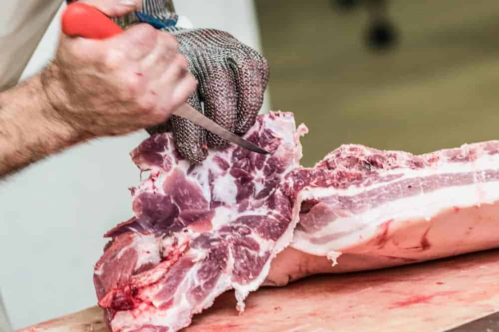 Schweine Brustspitz wird ausgelöst