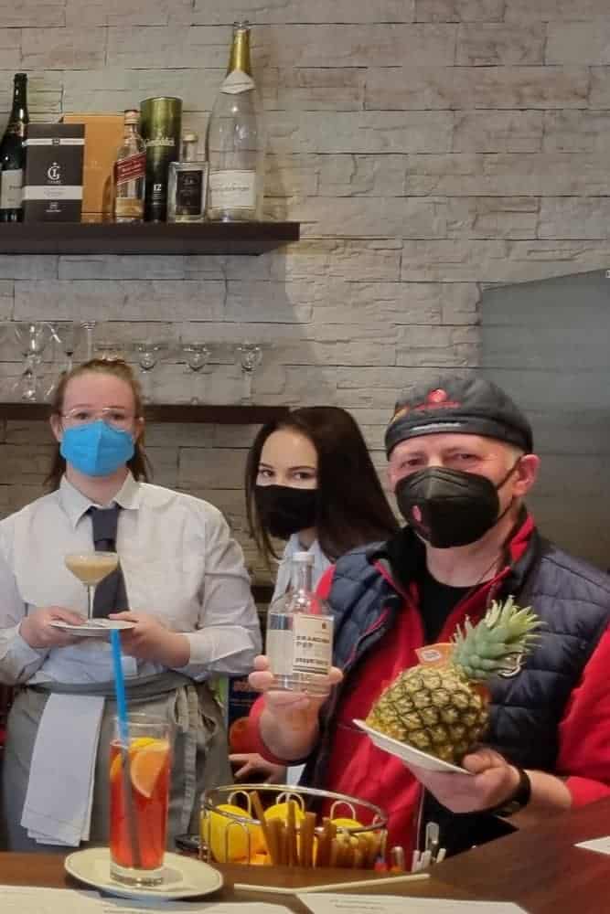 Adi Matzek mit Schüler der Berufsschule Geras