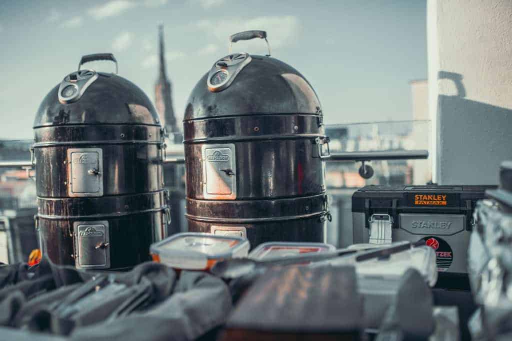 Smoker auf Terrasse