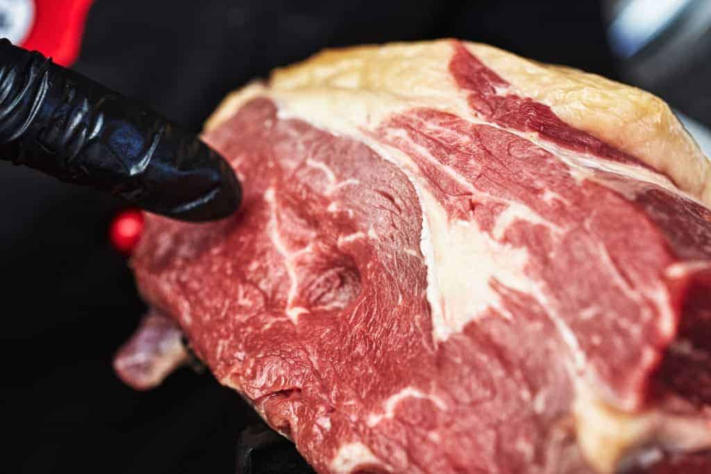 Adi Matzek Grillschule Fleischkunde Druckpunkt Reifeprüfung