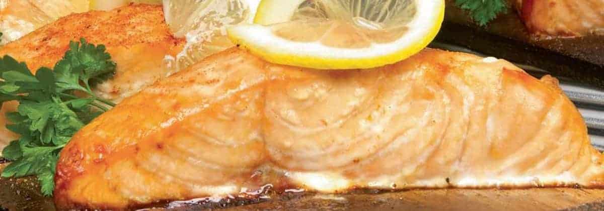 Lachs mit Zirtone und Petersilie