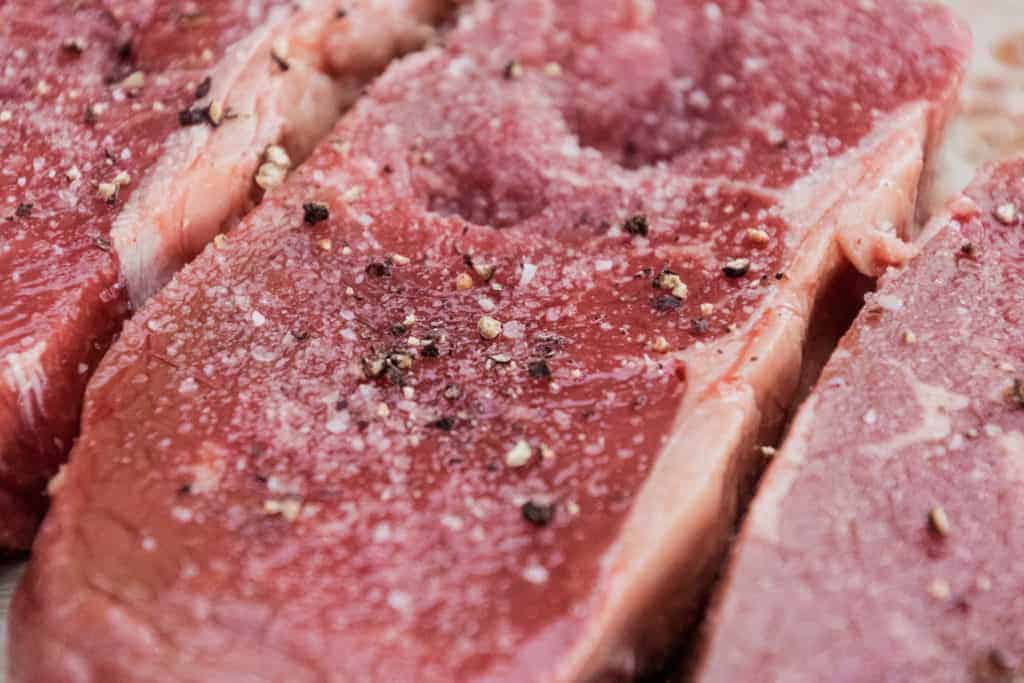 Adi Matzek Grillschule Steak Salz Pfeffer