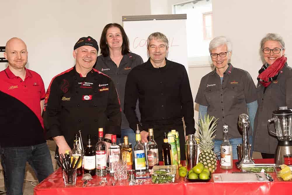 Adi Matzek und Team Cocktail Semminar